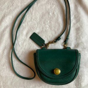 COACH Vintage mini belt bag, GREEN-Rare Color, Good condition.
